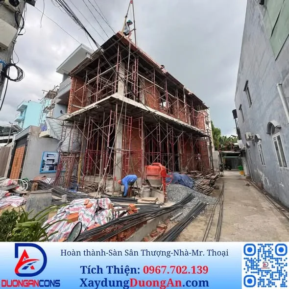 12/07/2026: Xây dựng Đường An - Hoàn thành dầm sàn lầu thượng - Nhà phố Mr. Bá Thoại